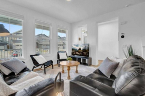 LovelyHome-Foosball-NearAirport-5 Queen Beds -Air conditioning